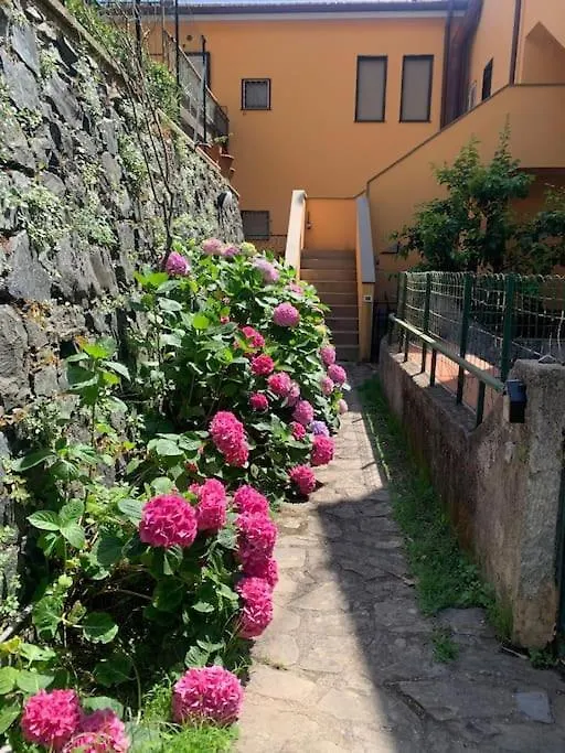 Paola Cosy Apartment With Ac Near Best Beaches Monterosso al Mare