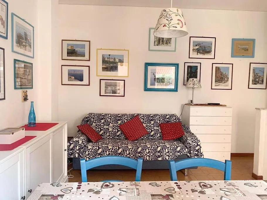 Paola Cosy Apartment With Ac Near Best Beaches Monterosso al Mare Italy